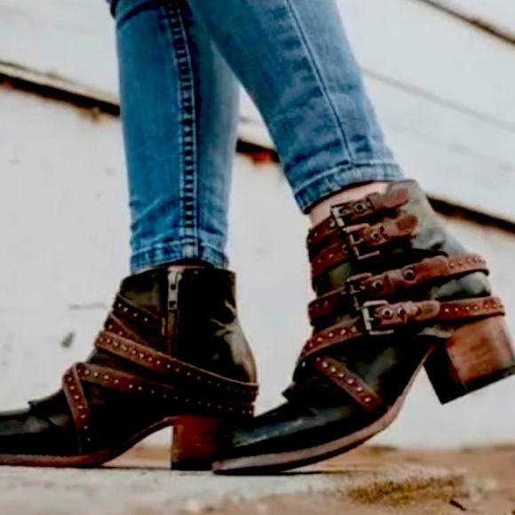 Meet your Posher - Picture 1 of 1